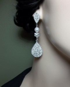 Queen Me Jewelry Crystal Teardrop