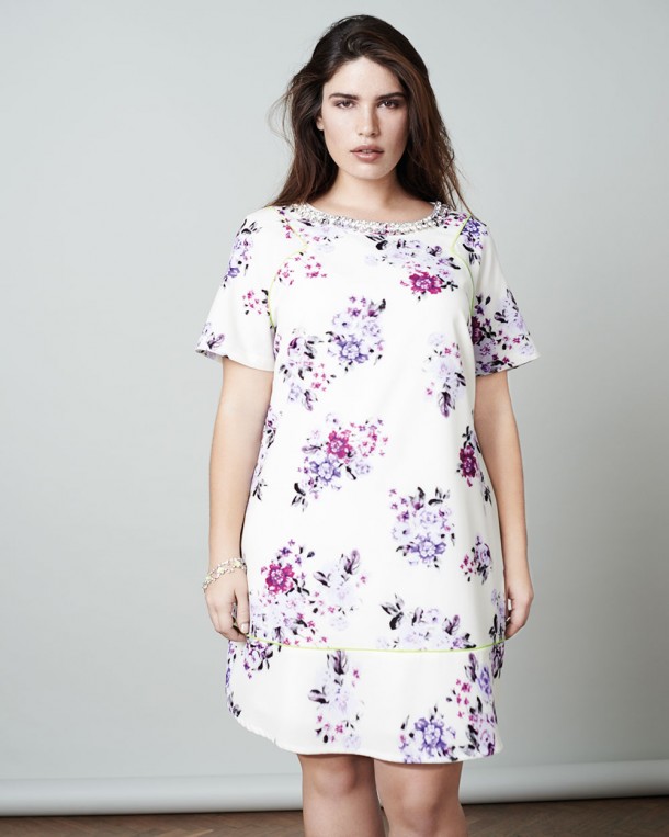 S02_PR_Flower_Dress_041